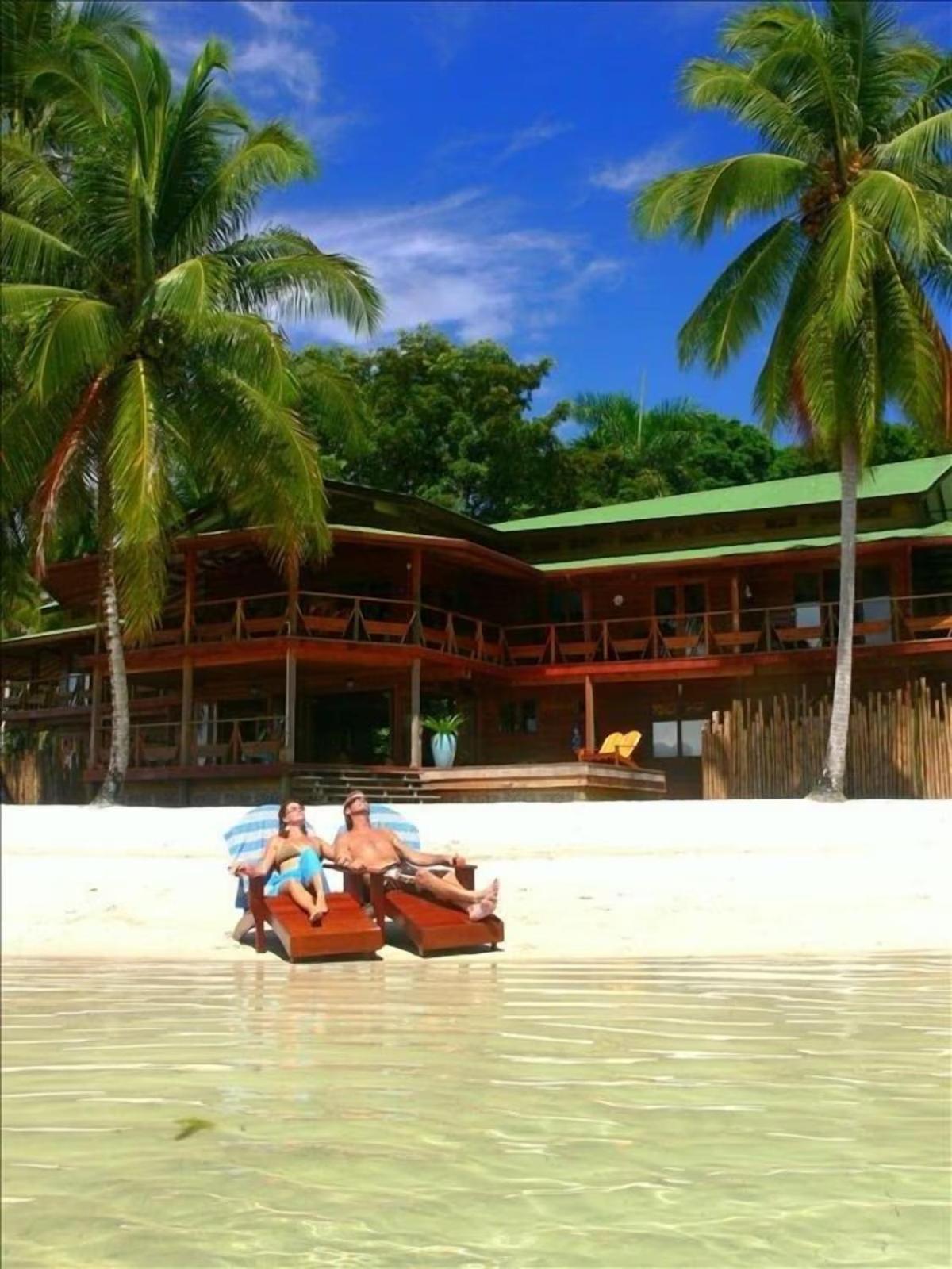 بوكاس تاون Bocas Beachfront Lodge المظهر الخارجي الصورة